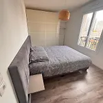 Maison Chaleureuse Puteaux